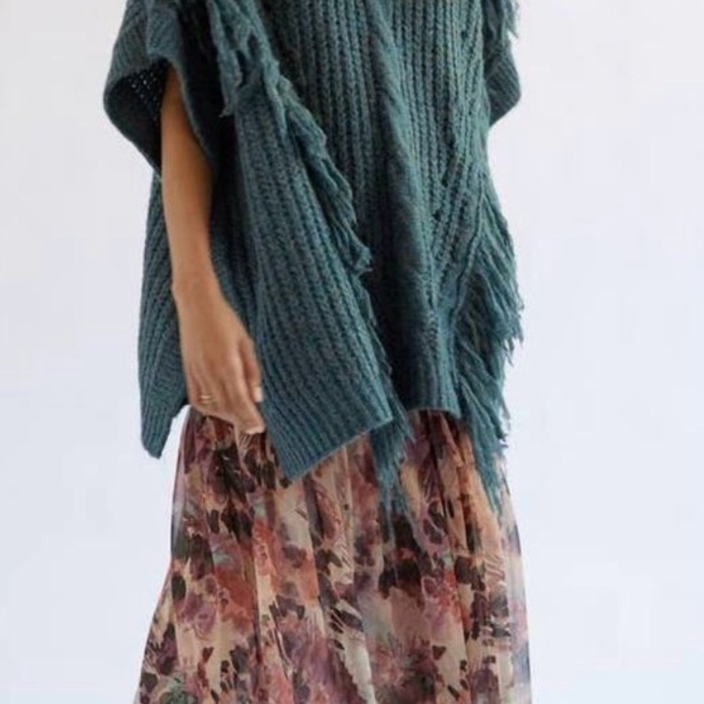 Stunning Anthropologie Blue Fringe Knit Poncho